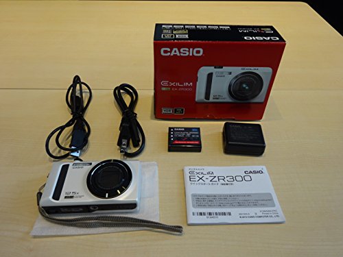 Casio Exilim EX-ZR300 Digitalkamera (16,1 Megapixel, 7,6 cm (3 Zoll) Display, 25-Fach Multi SR Zoom, 24mm Weitwinkel, HS-Nachtaufnahme, HDR) weiß