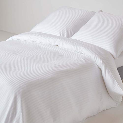 Homescapes 2-teiliges Bettwäsche-Set, Bettbezug 155 x 220 cm mit Kissenbezug 80 x 80 cm, 100% ägyptische Baumwolle mit Satin-Streifen, Fadendichte 330, weiß