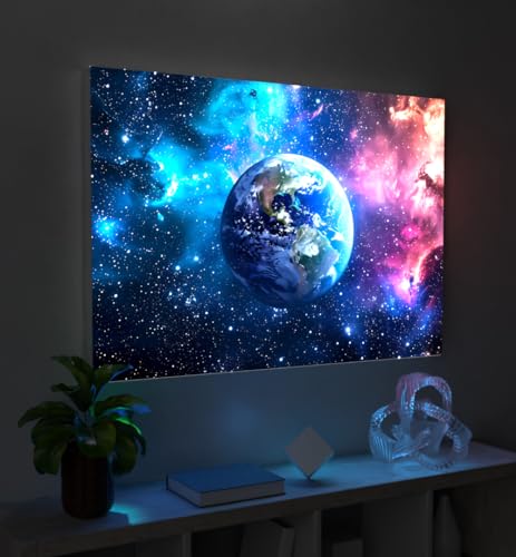 MyMaxxi - Pixlip Poster Erde und Galaxie Wandbild Design Wand Dekoration, Fotografik Mehrfarbig Leuchtrahmen - Erde, 120x84 cm, Rahmen: Leuchtrahmen inkl. Druck
