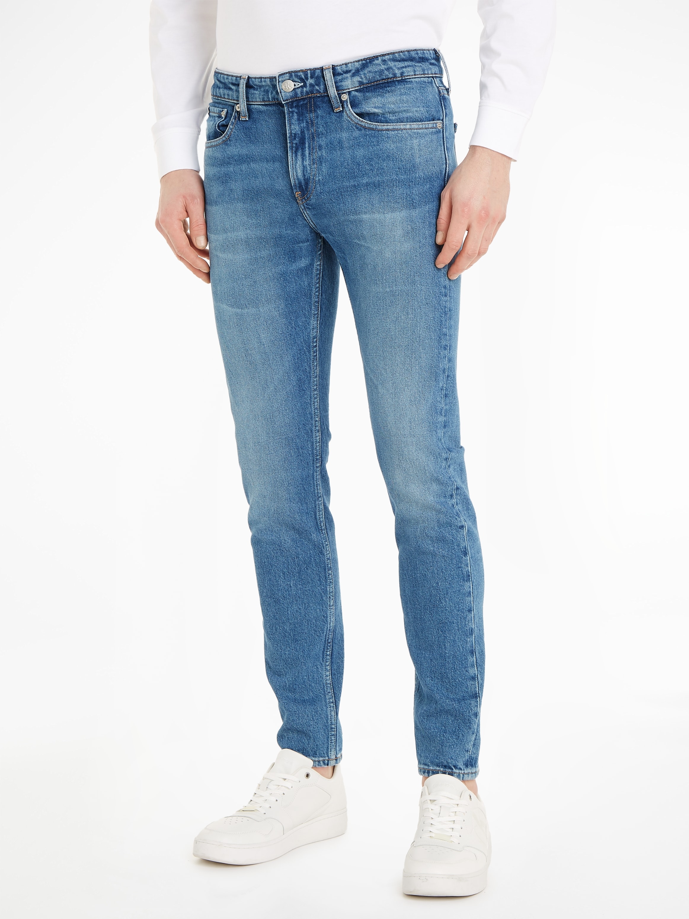 Calvin Klein Jeans Herren Schmaler Kegel Hose, Denim Light, 33W / 34L
