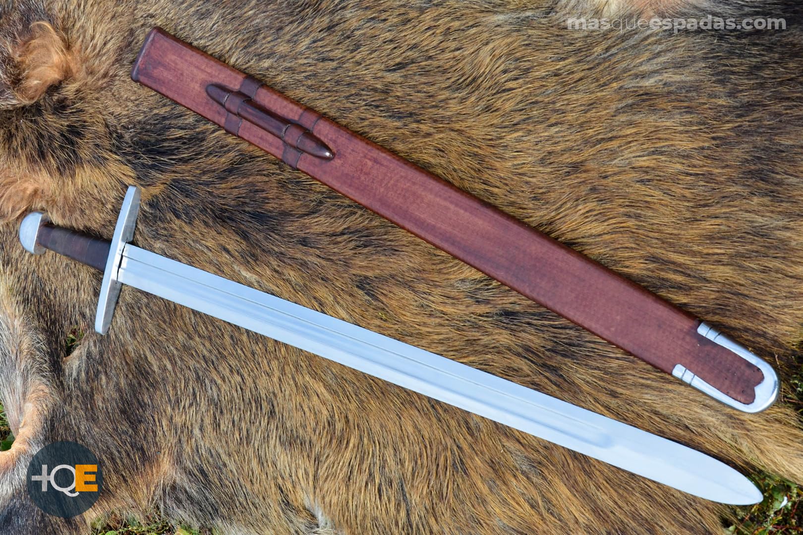 Battle-Merchant Normannen Schwert mit Lederscheide | handgefertigtes Federstahl Schwert der Normannen | Echt Metall Deko Schwert für Erwachsene