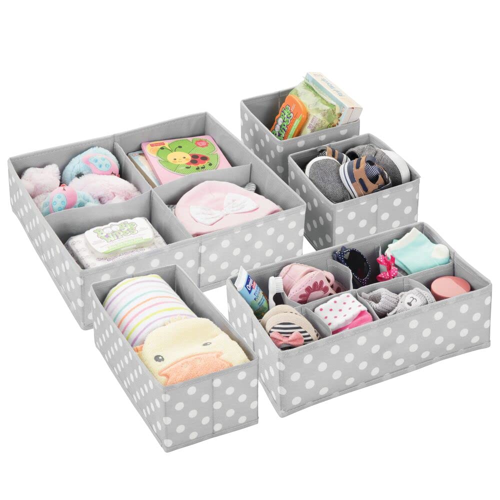 mDesign 5er-Set Kinderzimmer Aufbewahrungsbox – Aufbewahrungsboxen für Babysachen und Windeln – auch zur Spielzeugaufbewahrung geeignet – Kiste mit mehreren Fächern – hellgrau/weiß