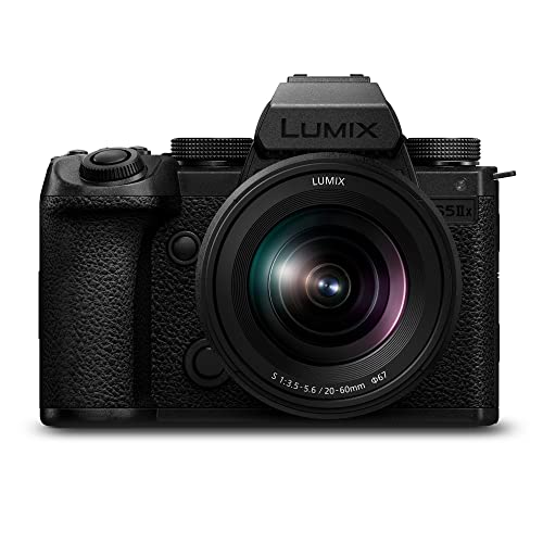 Panasonic LUMIX DC-S5M2XKE Spiegellose Vollformatkamera mit LUMIX S-R2060 20-60mm F3.5-5.6 Objektiv, 4K 60p & 6K 30p unbegrenzte Aufnahme, Flip Screen, WLAN, Hybrid-Phasen-AF, DMW-BLK22 Akku, Schwarz