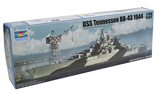 Trumpeter 05782 - Modellbausatz USS Tennessee BB-43 1944