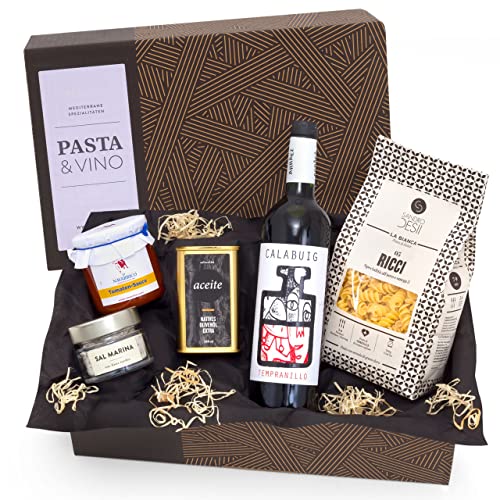 Geschenk-Set PASTA & VINO | Gefüllter Geschenkkorb mit italienischen Nudeln, mediterranen Delikatessen und Rotwein aus Spanien
