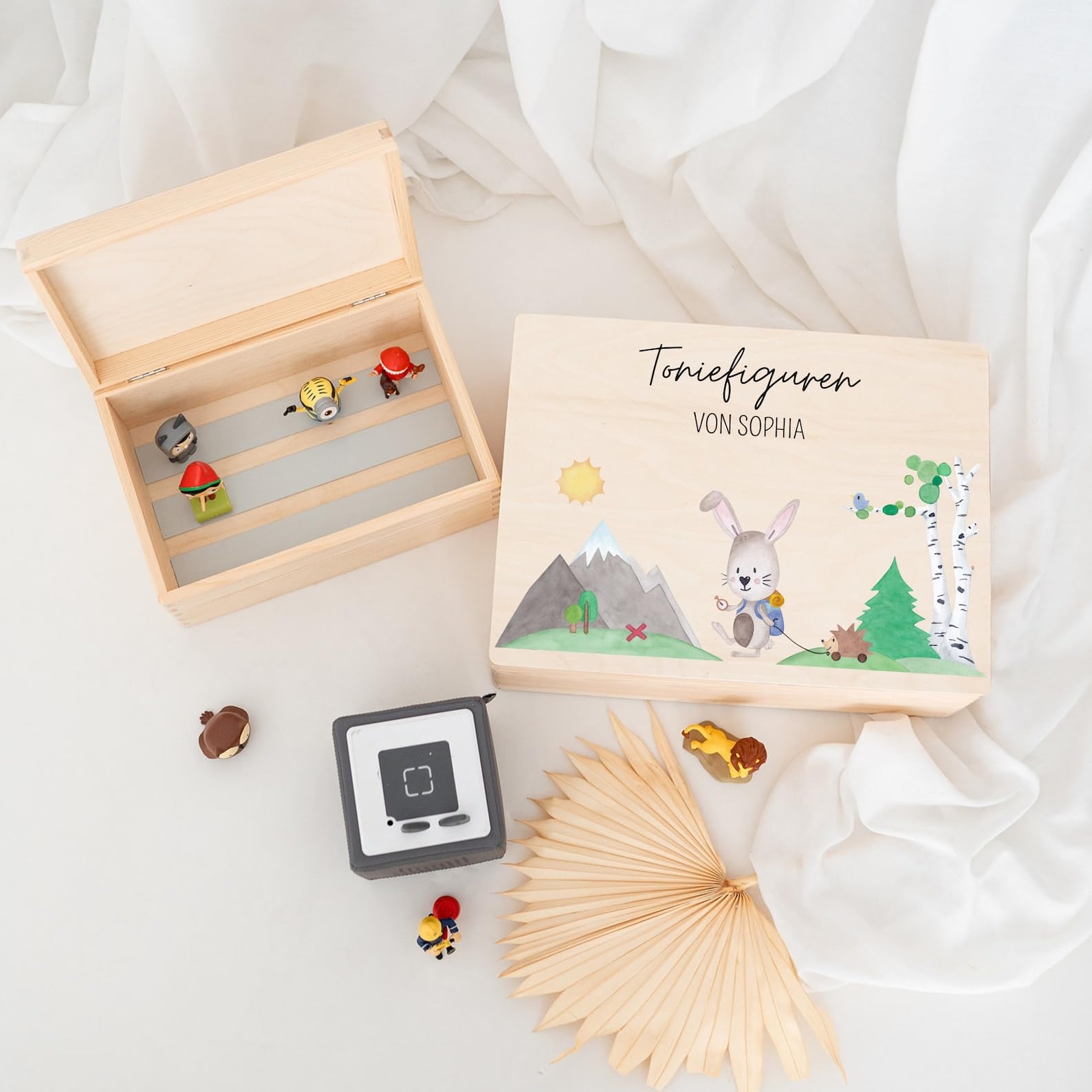 wunderwunsch - Personalisierte Tonie Kiste für Kinderzimmer - Magnetische Erinnerungskiste für Toniebox & Figuren (M | Stülpdeckel,Hase)
