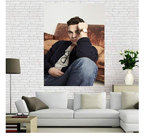 ZOEOPR Poster Austin Mahone Poster Amerikanische Popmusik Sänger Star Poster Foto Porträt Bilder Leinwandmalerei Wohnkultur 50 * 70Cm No Frame