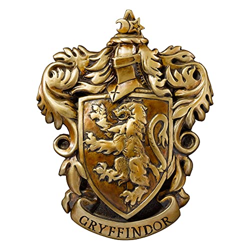 The Noble Collection Gryffindor House Crest